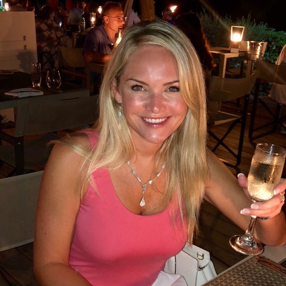 Meet your Posher, Paige - Picture 2 of 2